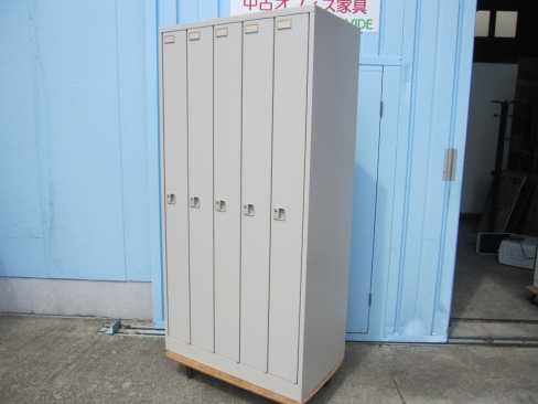 5人用ロッカー　鍵あり　ニューグレー　イトーキ製　HDL-0951SS-WE　900ｘ515ｘ1790
