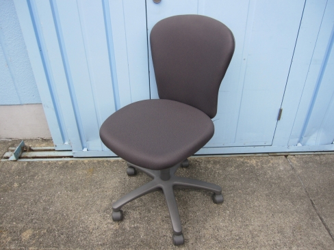 事務イス　肘なし　グレー　コクヨ製レグノ