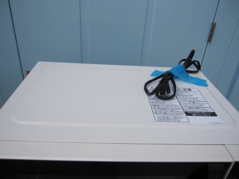東芝　電子レンジ　ER-SM17（W)　2018年製