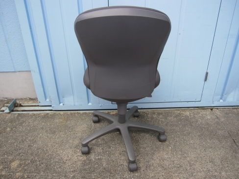 事務イス　肘なし　グレー　コクヨ製レグノ