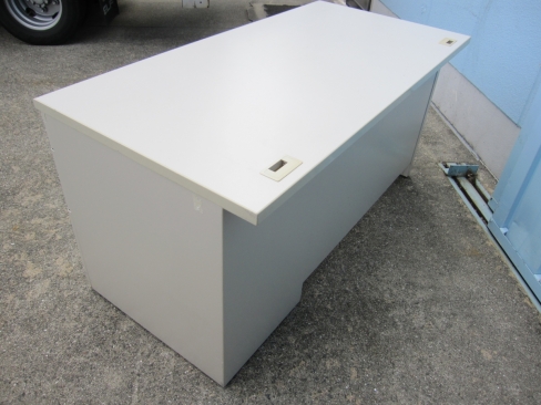 事務机　片袖デスク　鍵無し　ニューグレー　1400ｘ700ｘ700　コクヨ製