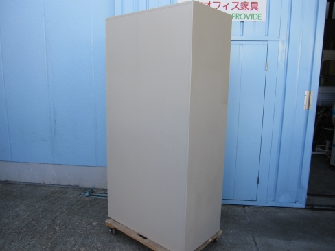 4人用ロッカー　鍵あり　ニューグレー　コクヨ製LK　900x515x1790