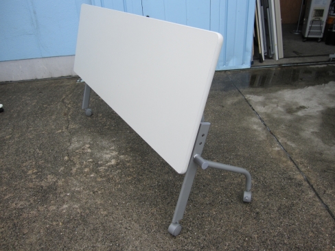 特価！　スタックテーブル　ニューグレー　1800ｘ600ｘ700　※天板傷あり
