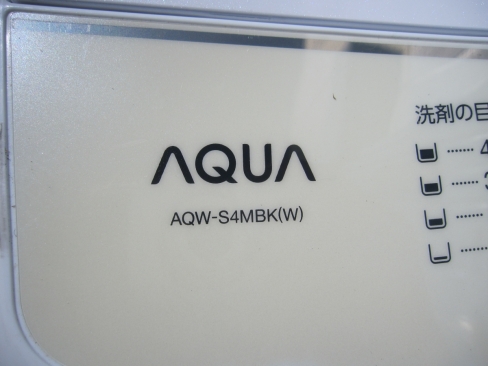 2022年製　全自動洗濯機　アクア　AQW-S4MBK(W)