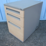 3段ワゴン 鍵あり 木目 ウチダ製 400x600x610