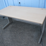 事務机 平デスク 1400x700x700 木目チーク ウチダ製