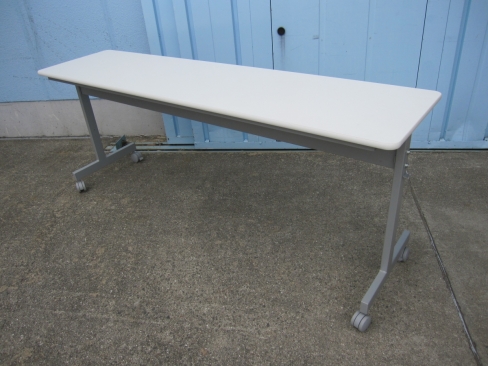 会議用テーブル　ホワイト　1800ｘ450ｘ705　スタックテーブル