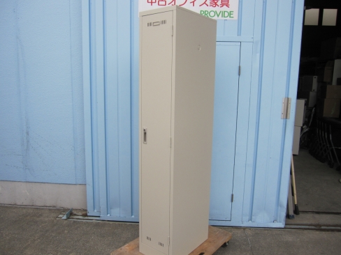1人用ロッカー　鍵あり　ニューグレー　317ｘ515ｘ1790　生興製