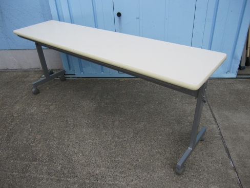 会議テーブル　ホワイト　1800ｘ450ｘ700　スタックテーブル