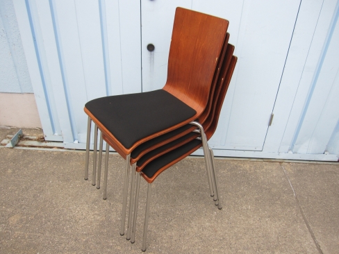 特価！　会議用チェア4台セット　背もたれ傷あり