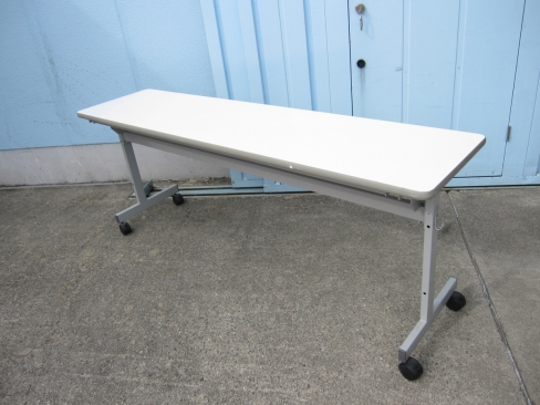 会議用テーブル　ホワイト　1800ｘ450ｘ720　スタックテーブル