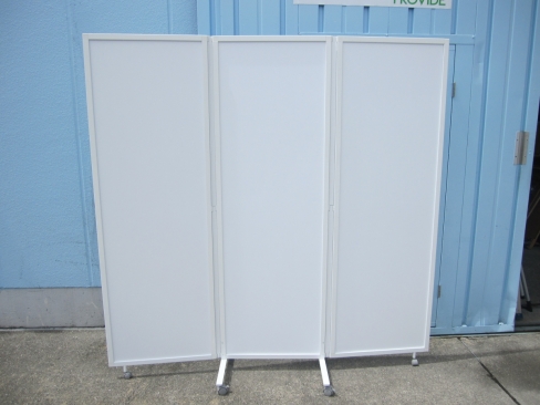 3連パーテーション　1800ｘ1800　ホワイト