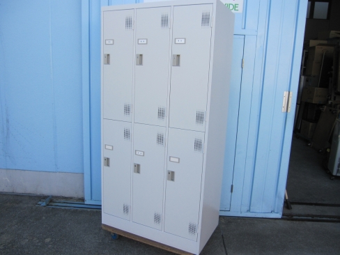 6人用ロッカー　鍵あり　ホワイトグレー　豊国工業　900ｘ515ｘ1790