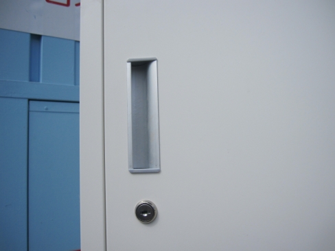 １列３段　３人用ロッカー　ホワイト　鍵あり　380ｘ450ｘ1800