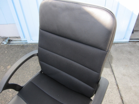 特価！　事務イス　イケア製　ブラック　肘あり　ハイバック