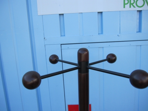 ポールハンガー　H1800ｍｍ程度　ブラウン