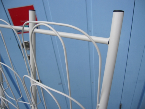 3列7段カタログスタンド　780ｘ450ｘ1420　ホワイト