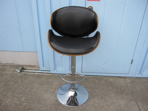 カウンターチェア　SH630～830　ブラック・背面木製　バーチェア