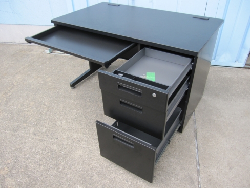 事務机　ブラック　鍵あり　1200ｘ700ｘ700　片袖デスク