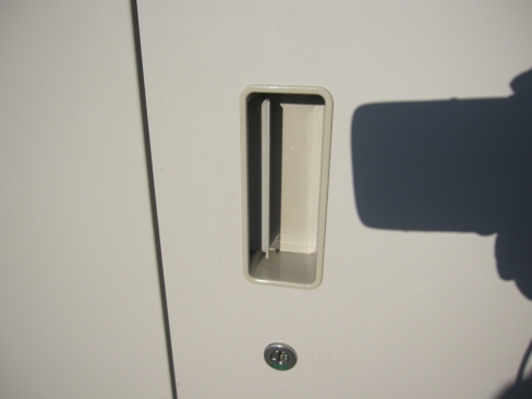 両開き書庫　鍵あり　ニューグレー　900ｘ450ｘ1800　HTM-189HS-WE　イトーキ製シンライン