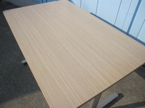 会議テーブル　1200ｘ750ｘ720　木目チーク　イトーキ製　Ｔ字脚