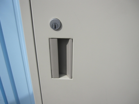 1人用ロッカー　ニューグレー　鍵あり　450ｘ515ｘ1790　コクヨ製