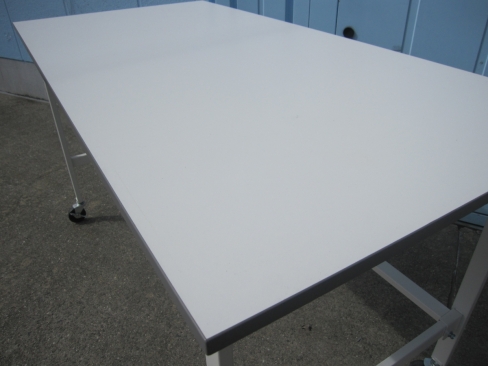 ヤマテック　作業台　1500ｘ750ｘ830　耐荷重150ｋｇ