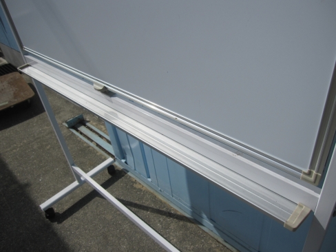 脚付両面ホワイトボード　　W1200