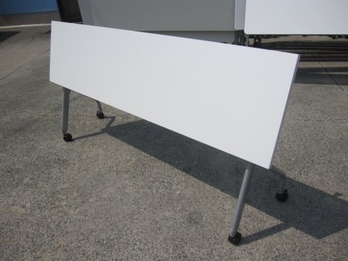 会議用テーブル　ホワイト　1800ｘ450ｘ700　スタックテーブル