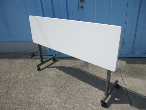 会議用テーブル　ホワイト　1500ｘ450ｘ700　スタックテーブル　