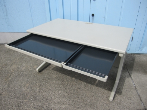 事務机　平デスク　ニューグレー　1200ｘ700ｘ700　プラス製