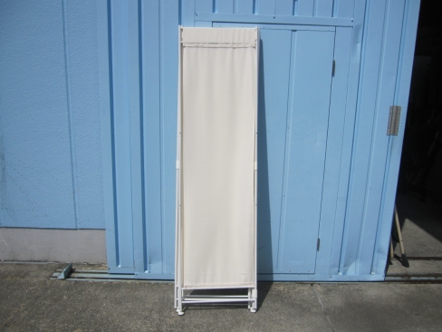 ４連パーテーション　アイボリー　1960ｘ1800