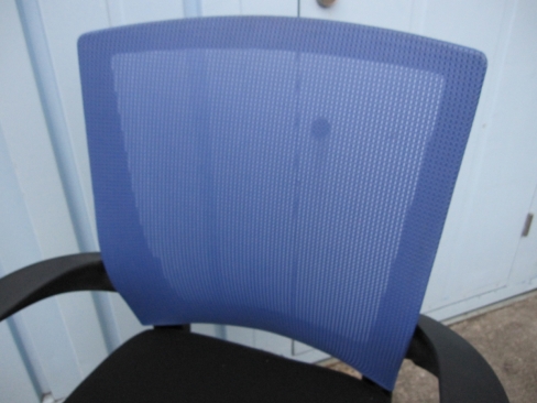 事務イス　メッシュ　肘あり　ブルー/ブラック