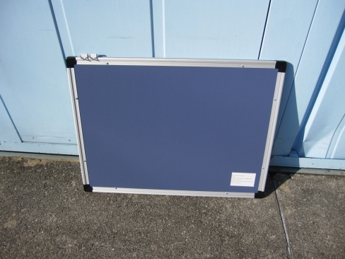 壁掛けホワイトボード　600ｘ450