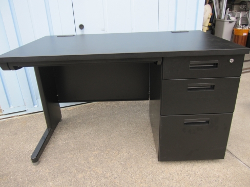 事務机　ブラック　鍵あり　1200ｘ700ｘ700　片袖デスク