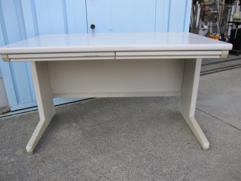 事務机　ニューグレー　1200ｘ700ｘ700　平デスク