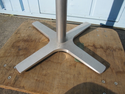 丸テーブル　ホワイト　φ750　H700