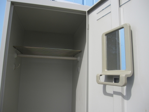 1人用ロッカー　ニューグレー　鍵あり　450ｘ515ｘ1790　コクヨ製