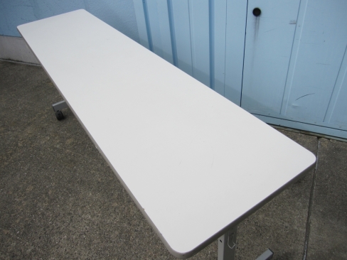 会議用テーブル　ホワイト　1800ｘ450ｘ720　スタックテーブル