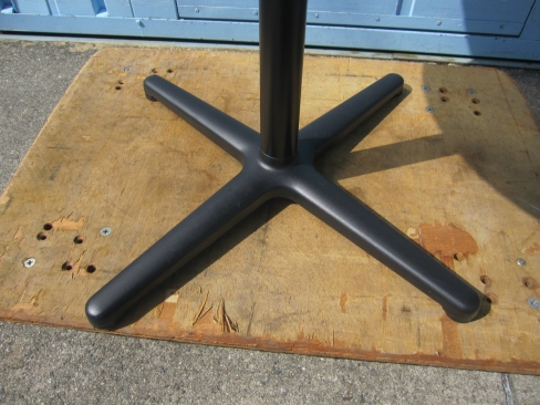 丸テーブル　φ750　H720　イトーキ製ノットワーク　木目チーク　TLLP-07CJT-22