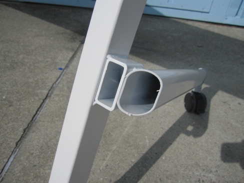 スタックテーブル　ホワイト　1800ｘ600ｘ720　脚のキャップなし　会議テーブル