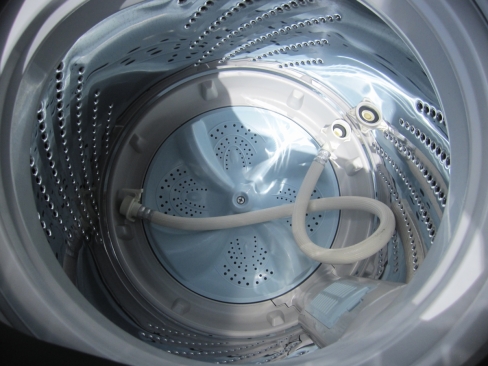 洗濯機　5.5ｋｇ　ハイセンス製　HW-G55E7KK　２０１９年製