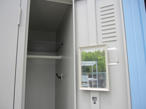 4人用ロッカー　鍵あり　ニューグレー　プラス製　900ｘ515ｘ1790