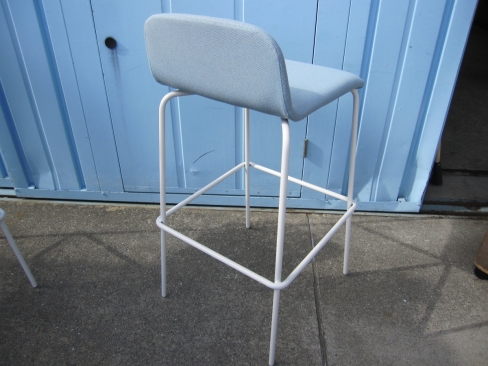 ハイチェア４台セット　ライトブルー　イトーキ製ノットワーク　KLL-133C1-W9S5