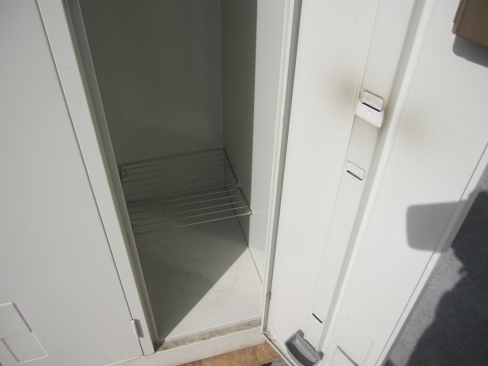 2人用ロッカー　ニューグレー　鍵あり　クロガネ製　607ｘ515ｘ1790