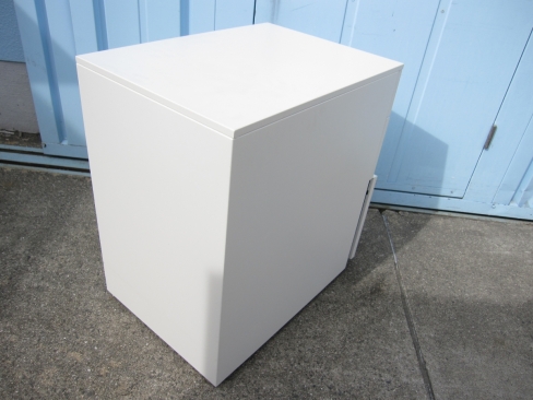 ３段ワゴン　ホワイト　鍵あり　400ｘ580ｘ620