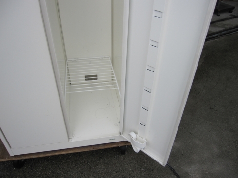 ２人用ロッカー　ホワイト　鍵あり　614ｘ515ｘ1790　オカムラ製ヴィラージュ