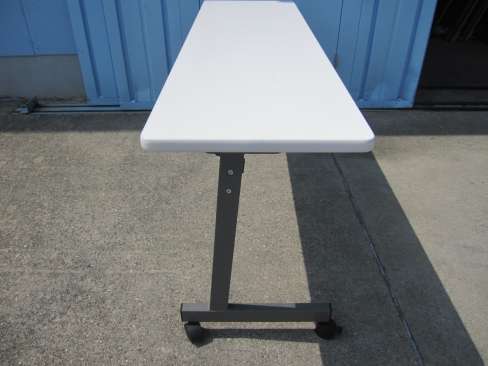 会議用テーブル　ホワイト　1500ｘ450ｘ700　スタックテーブル　