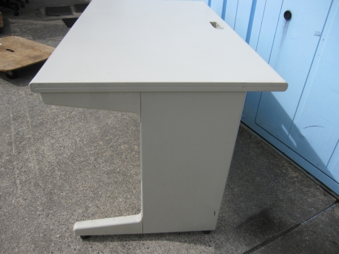 事務机　平デスク　ニューグレー　1200ｘ700ｘ700　プラス製