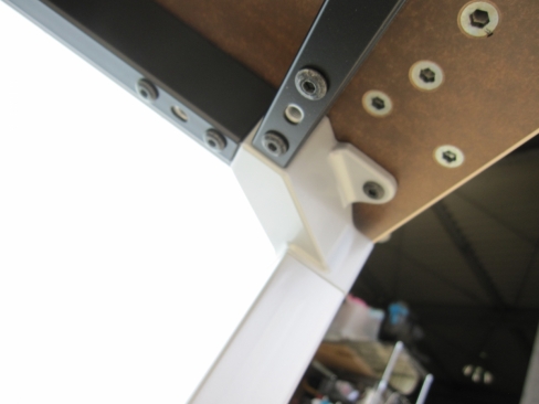 ワークデスク　1400ｘ700ｘ720　木目チーク　コクヨ製デルフィ２　SDT-DJ147M10